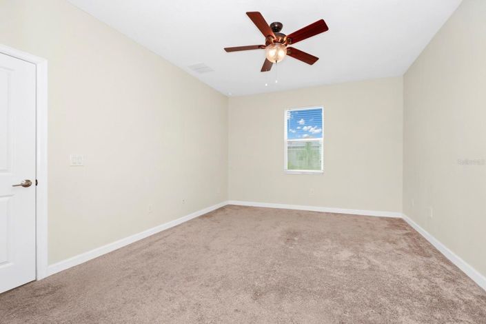 Image No.17-3 Bed House for sale