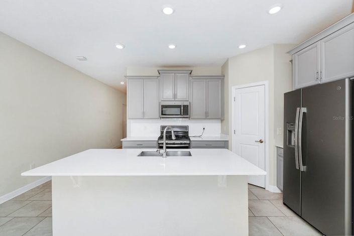 Image No.8-3 Bed House for sale