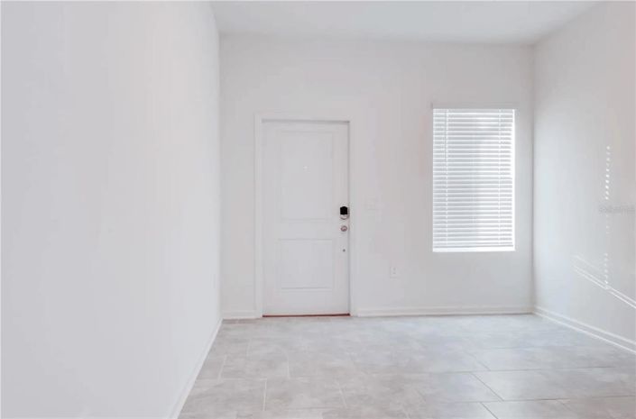 Image No.10-3 Bed Townhouse for sale