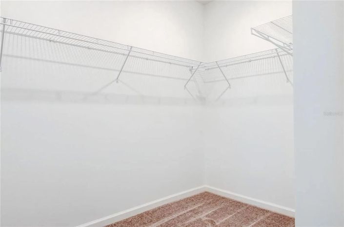 Image No.25-3 Bed Townhouse for sale