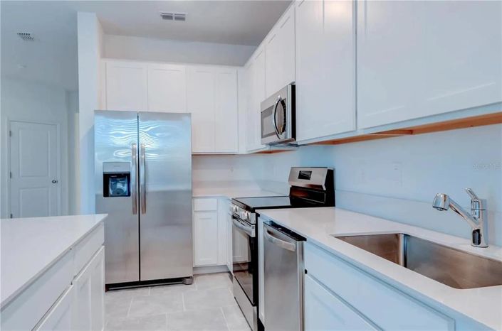 Image No.9-3 Bed Townhouse for sale