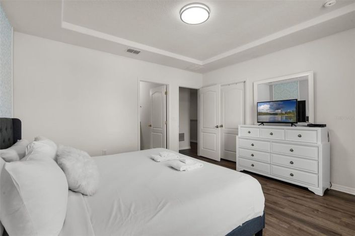 Image No.25-4 Bed Townhouse for sale