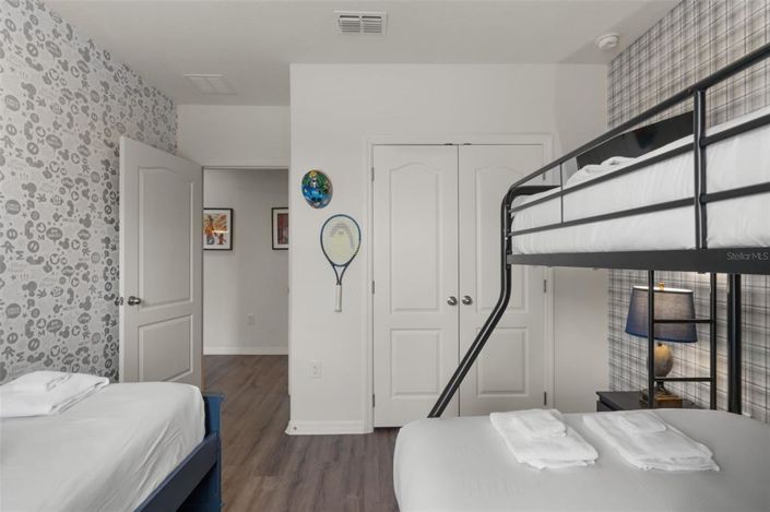 Image No.33-4 Bed Townhouse for sale