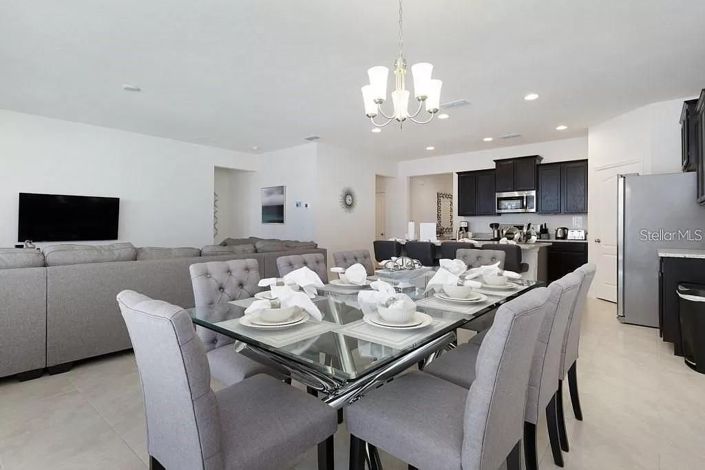 Image No.6-6 Bed House for sale