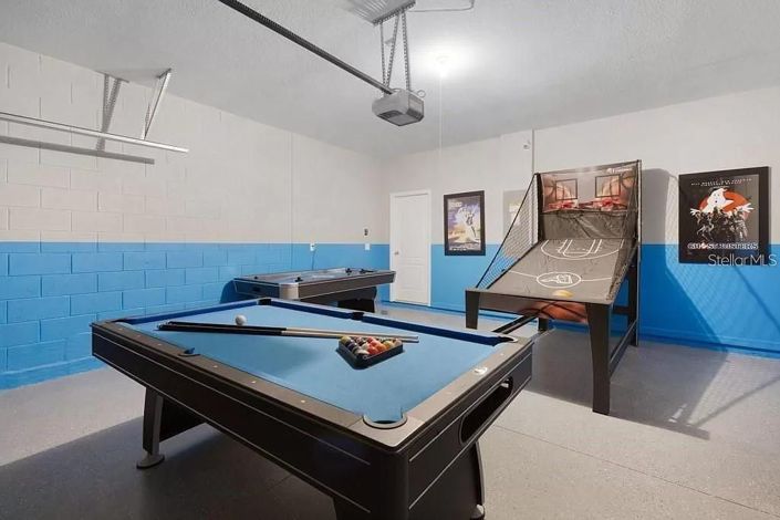 Image No.9-6 Bed House for sale