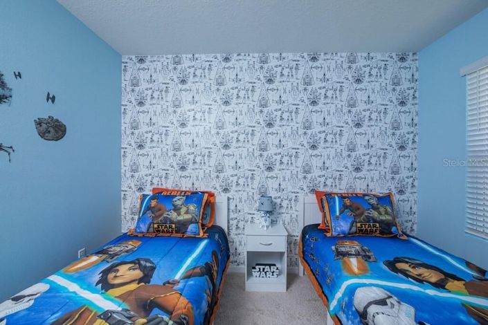 Image No.17-6 Bed House for sale