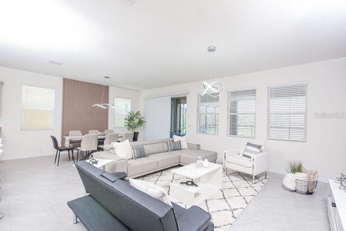 Image No.47-6 Bed House for sale