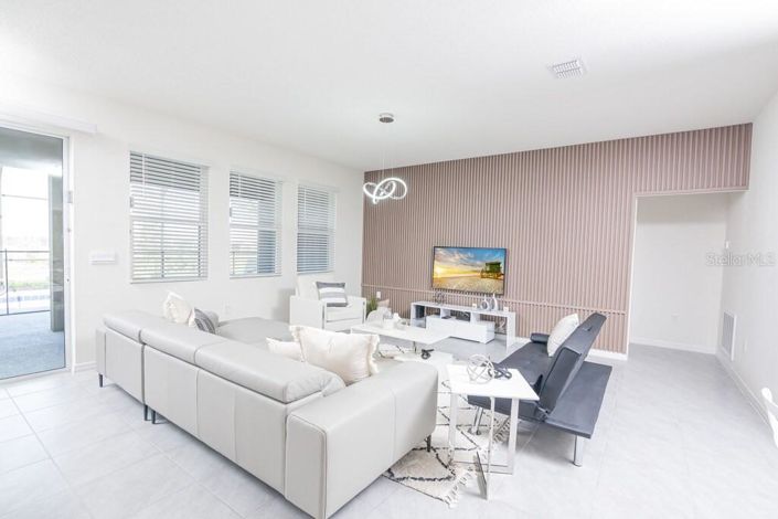 Image No.48-6 Bed House for sale