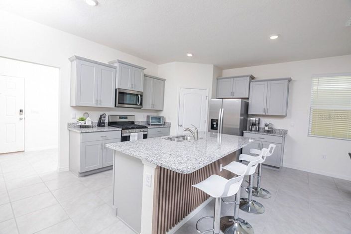 Image No.52-6 Bed House for sale