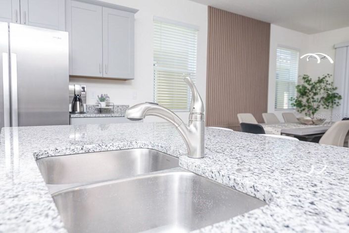 Image No.53-6 Bed House for sale