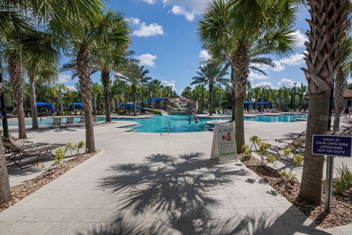 Image No.7-6 Bed House for sale