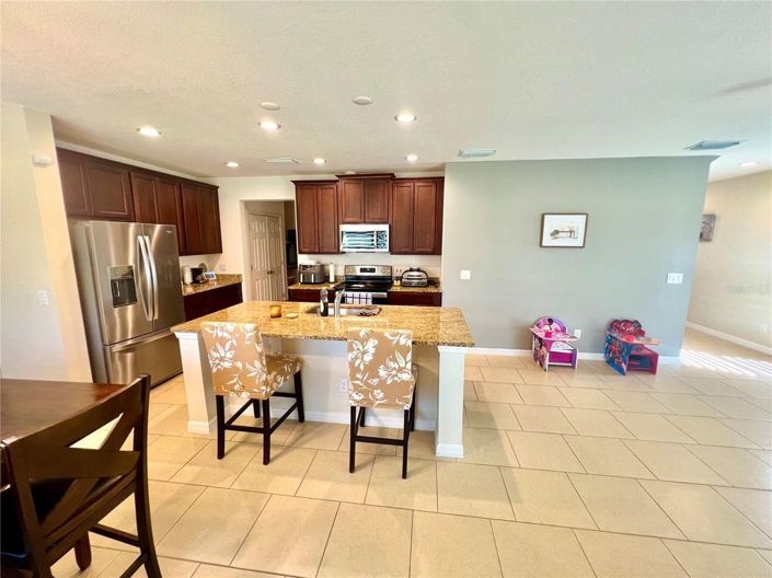 Image No.24-4 Bed House for sale