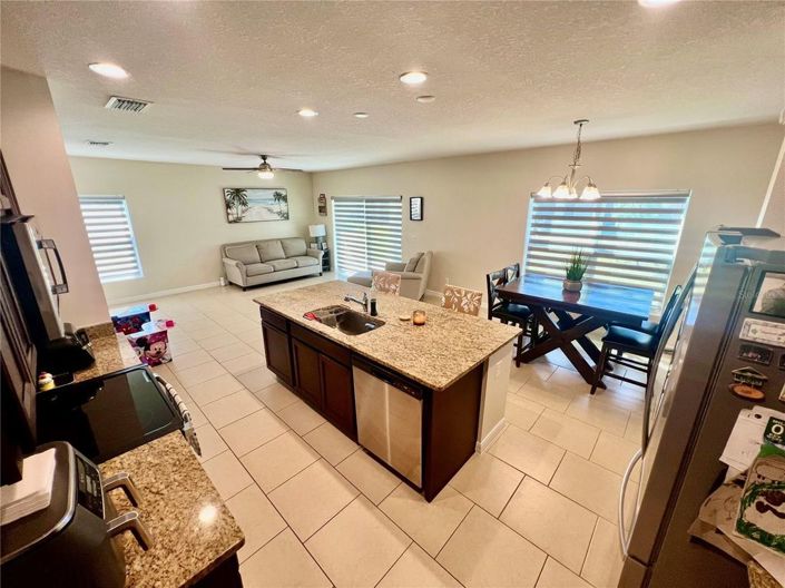 Image No.27-4 Bed House for sale