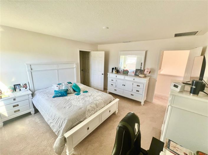 Image No.44-4 Bed House for sale