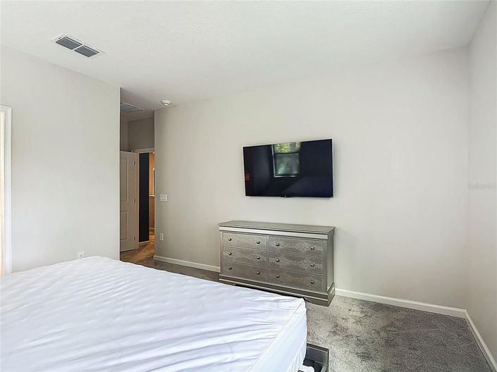 Image No.31-12 Bed House for sale