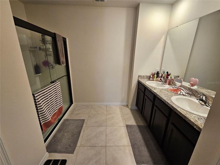 Image No.25-5 Bed House for sale