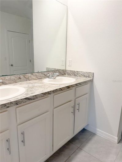 Image No.16-4 Bed House for sale