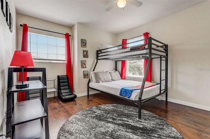 Image No.9-4 Bed House for sale