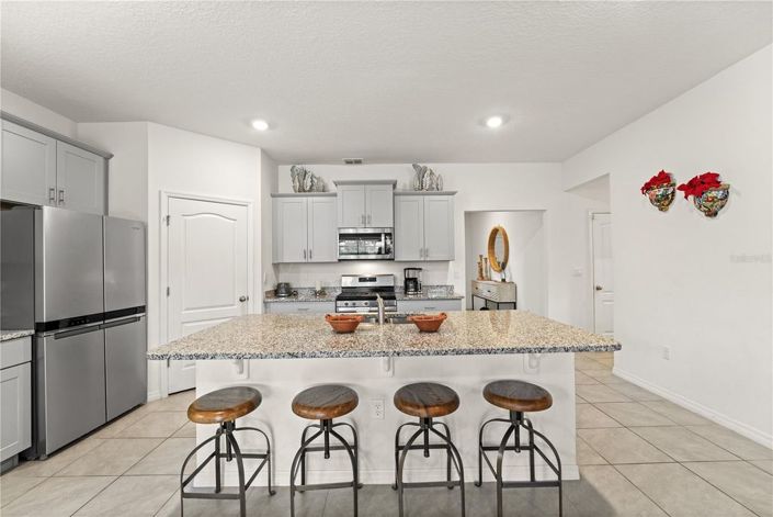 Image No.15-7 Bed House for sale