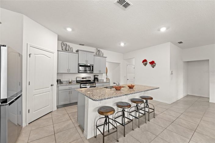 Image No.16-7 Bed House for sale