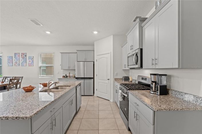 Image No.17-7 Bed House for sale