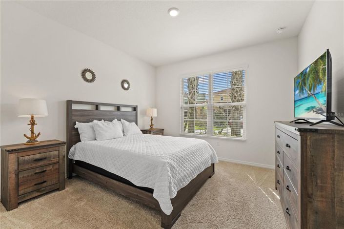 Image No.30-7 Bed House for sale