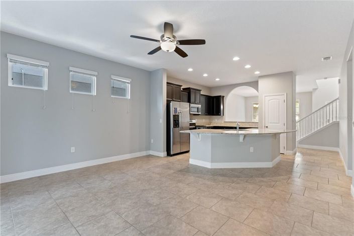 Image No.12-5 Bed House for sale