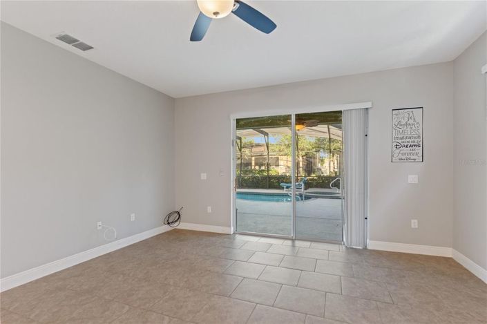 Image No.13-5 Bed House for sale