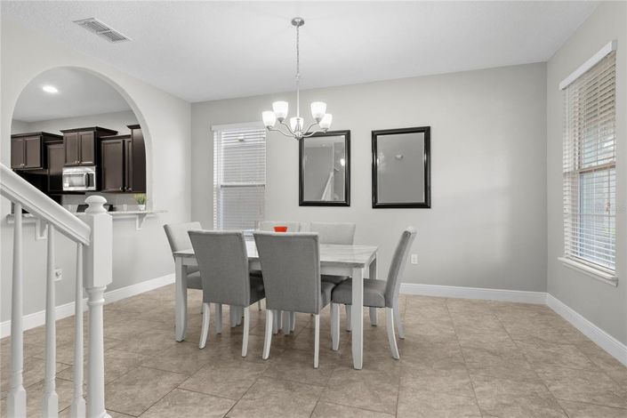 Image No.3-Maison de 5 chambres à vendre à Saint John