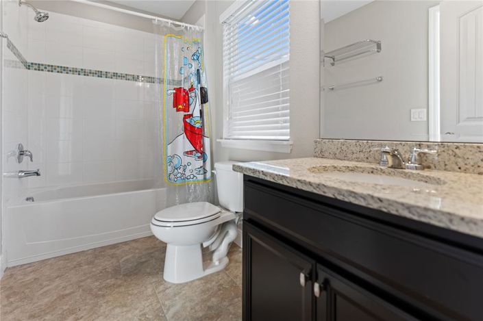 Image No.36-5 Bed Property for sale