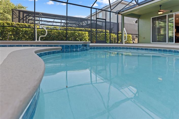 Image No.46-5 Bed Property for sale