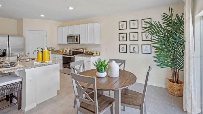 Image No.11-5 Bed House for sale