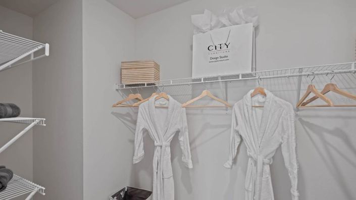 Image No.25-5 Bed House for sale