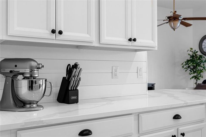 Image No.16-6 Bed House for sale