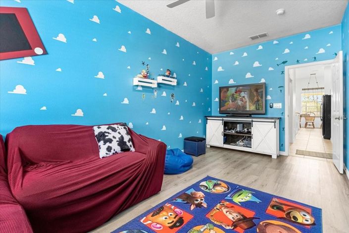 Image No.40-6 Bed House for sale