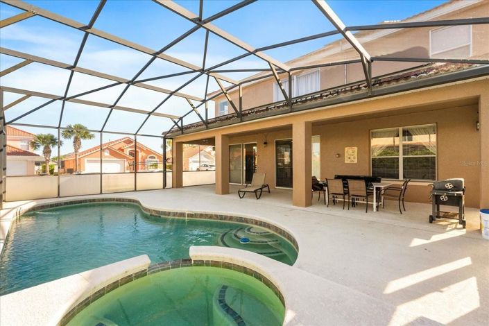 Image No.13-6 Bed House for sale