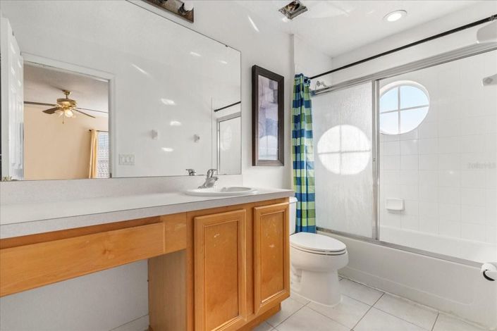 Image No.21-6 Bed House for sale