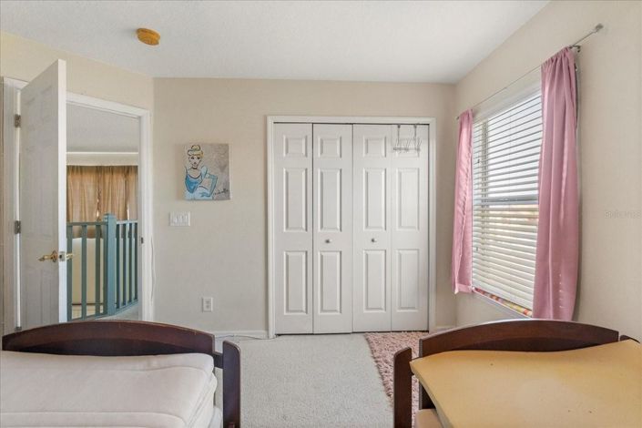 Image No.26-6 Bed House for sale