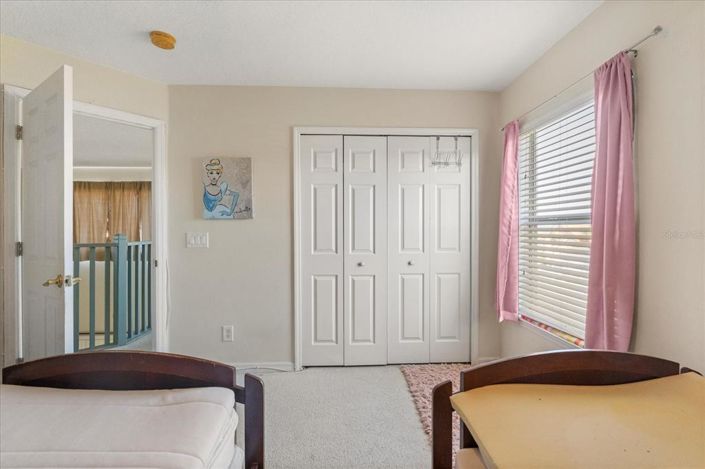 Image No.25-6 Bed House for sale