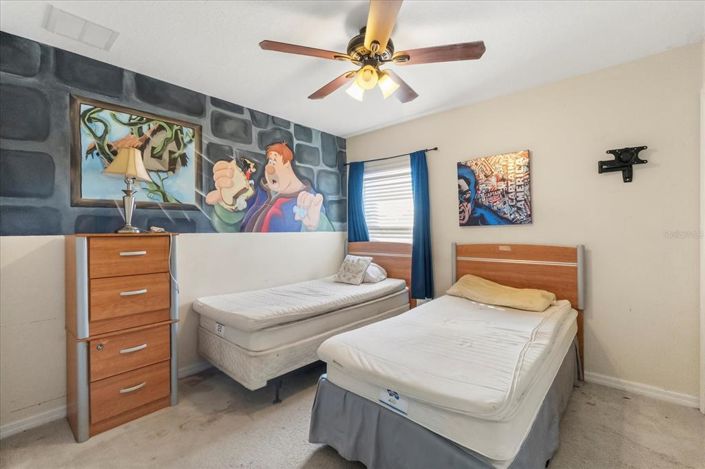 Image No.26-6 Bed House for sale