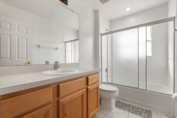 Image No.29-6 Bed House for sale