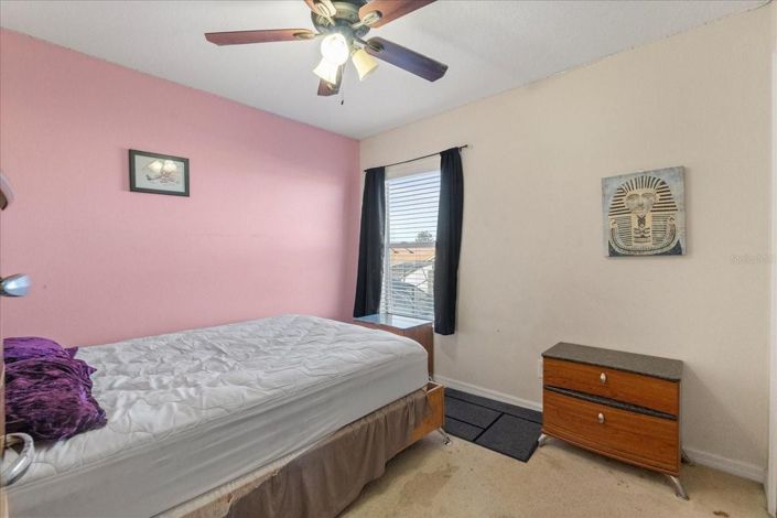 Image No.30-6 Bed House for sale