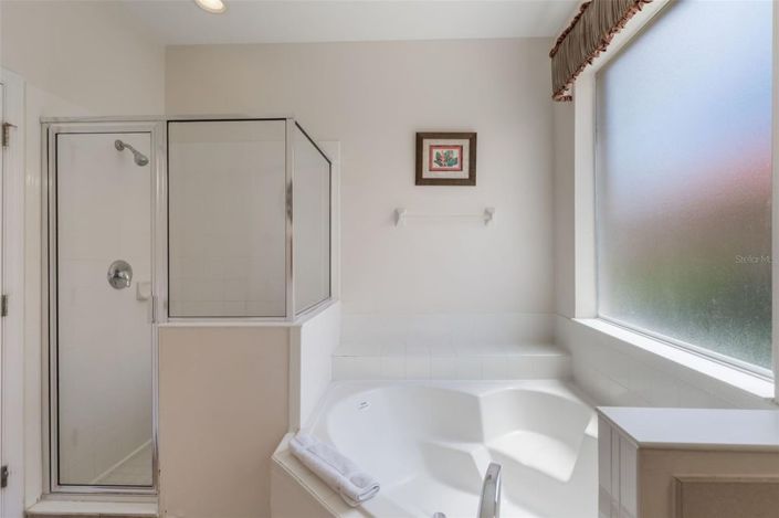 Image No.18-7 Bed House for sale