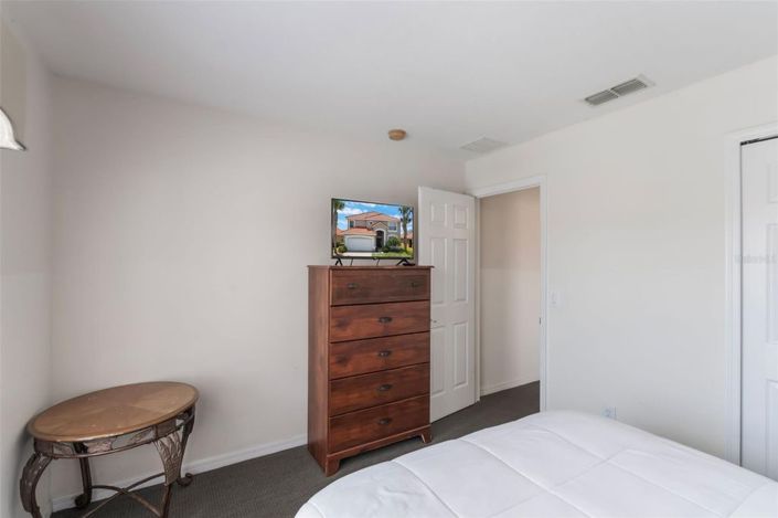 Image No.25-7 Bed House for sale