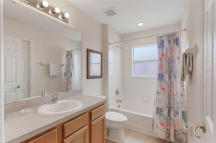 Image No.28-7 Bed House for sale