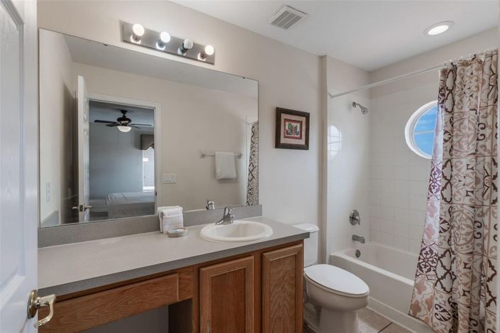 Image No.33-7 Bed House for sale