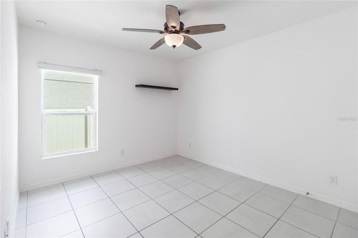 Image No.22-4 Bed House for sale