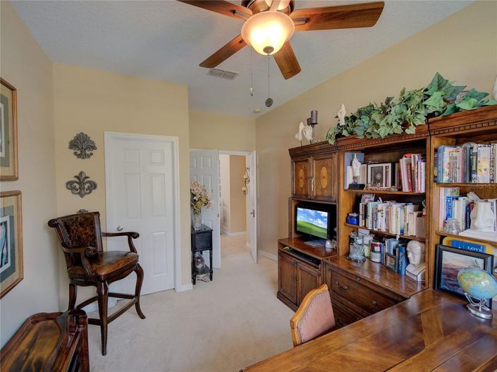 Image No.18-5 Bed House for sale