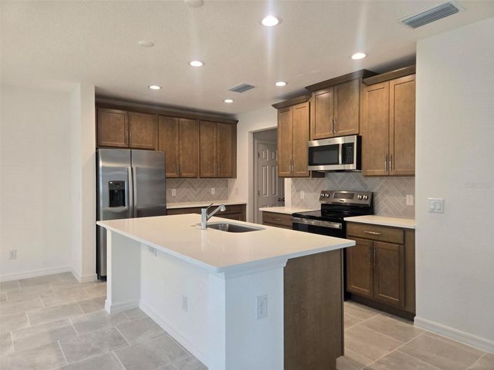 Image No.5-4 Bed House for sale