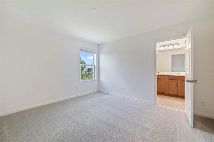 Image No.9-Propriété de 4 chambres à vendre à Davenport